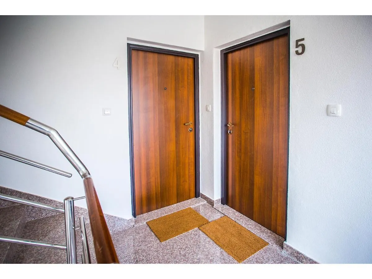 Olive Tree Apartments Split