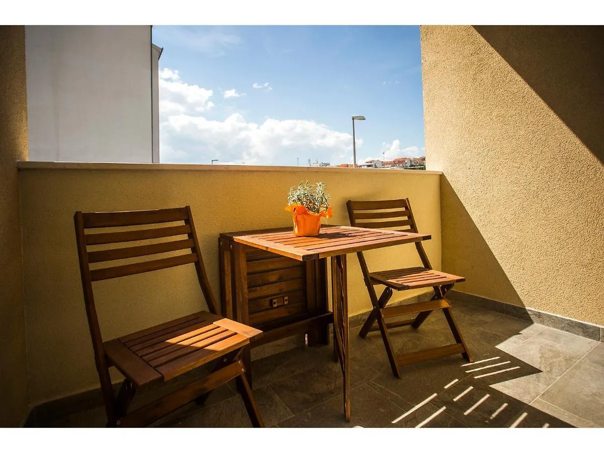 Olive Tree Apartments Split