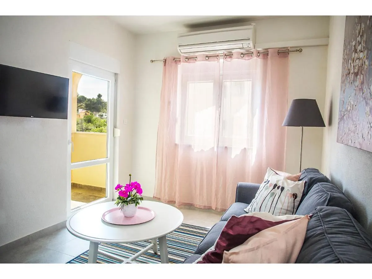 Olive Tree Apartments Split